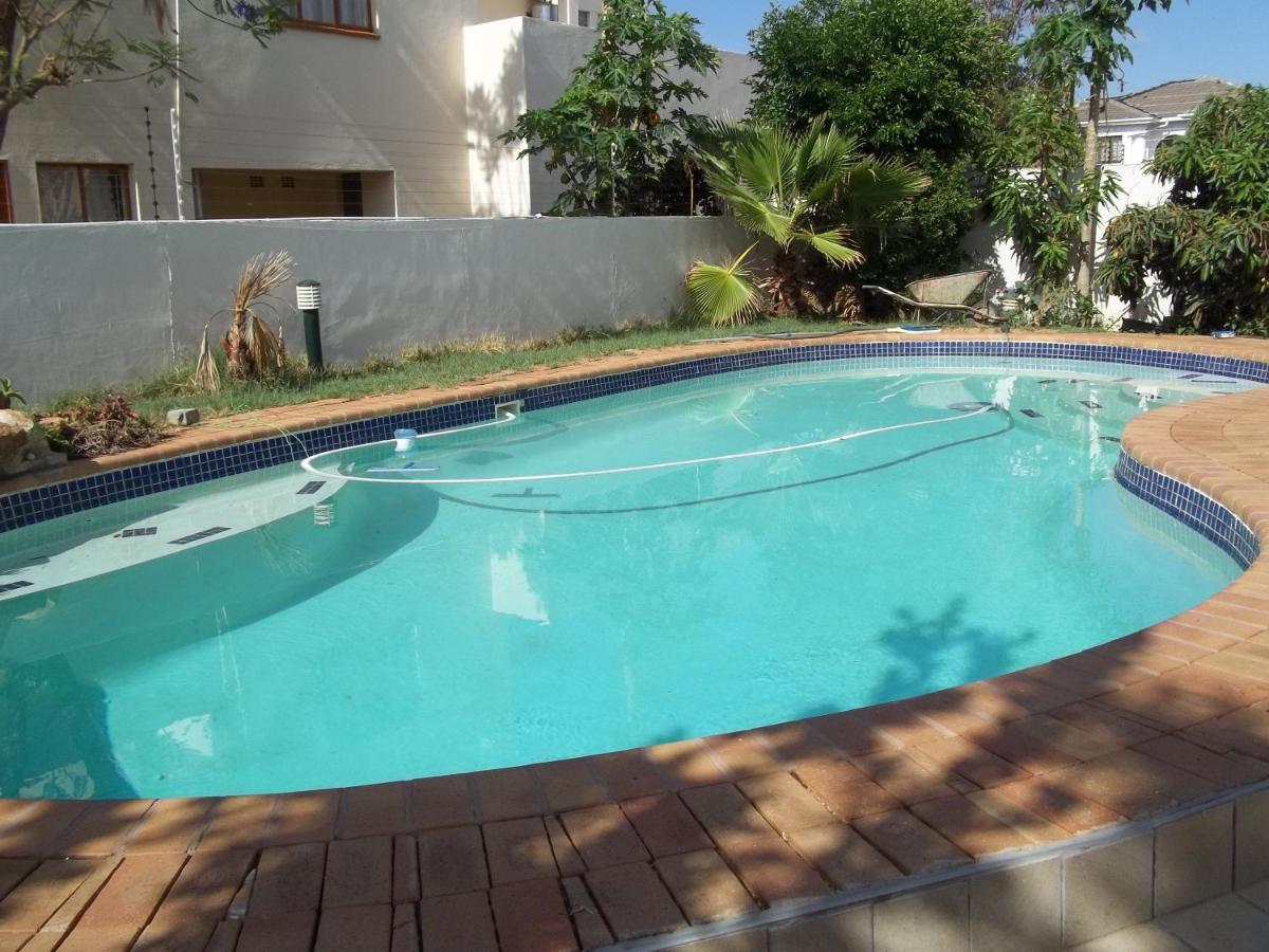 Carlcyn Homestay Gaborone Exterior foto